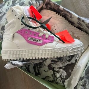 OffWhite Sneakers